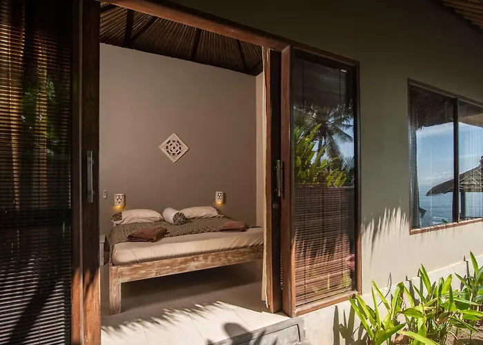 Курортный комплекс Relax Bali Resort, Diving & Spa, Ocean Front 4*