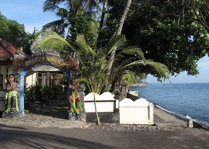 Курортный комплекс Relax Bali Resort, Diving & Spa, Ocean Front Туламбен