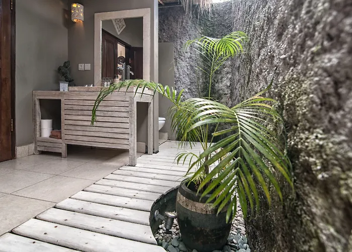 Relax Bali Resort, Diving & Spa, Ocean Front Курортный комплекс Туламбен