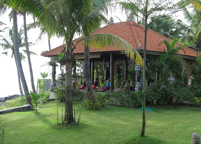 Relax Bali Resort, Diving & Spa, Ocean Front Tulamben