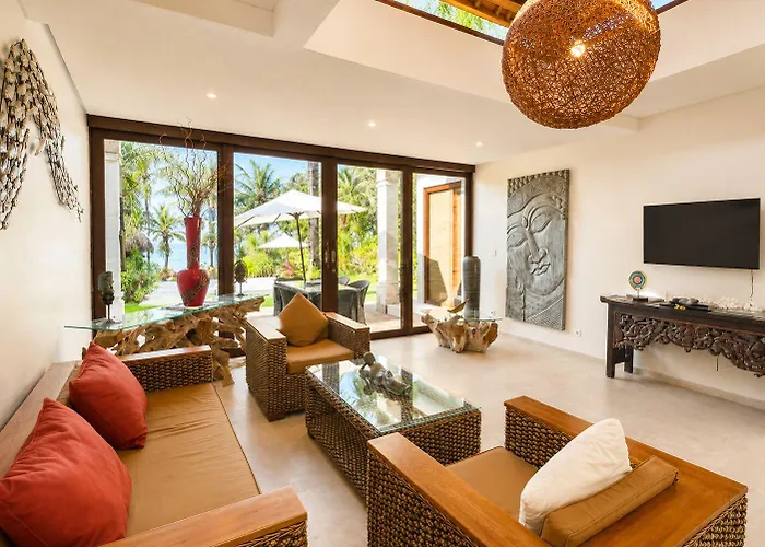Relax Bali Resort, Diving & Spa, Ocean Front 4* 图兰奔