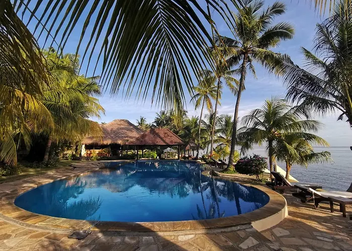 Курортный комплекс Relax Bali Resort, Diving & Spa, Ocean Front Туламбен