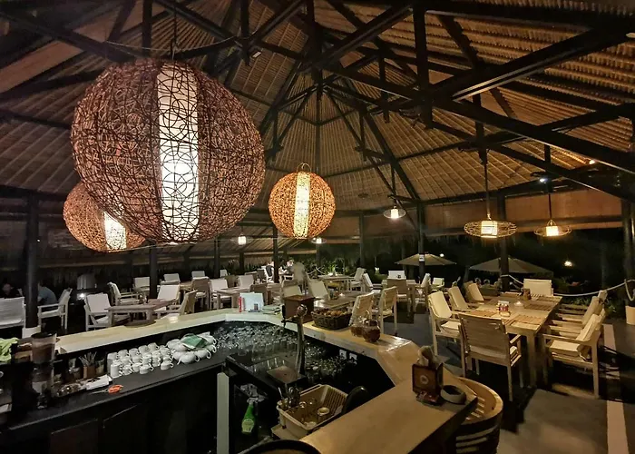 Курортный комплекс Relax Bali Resort, Diving & Spa, Ocean Front 4*